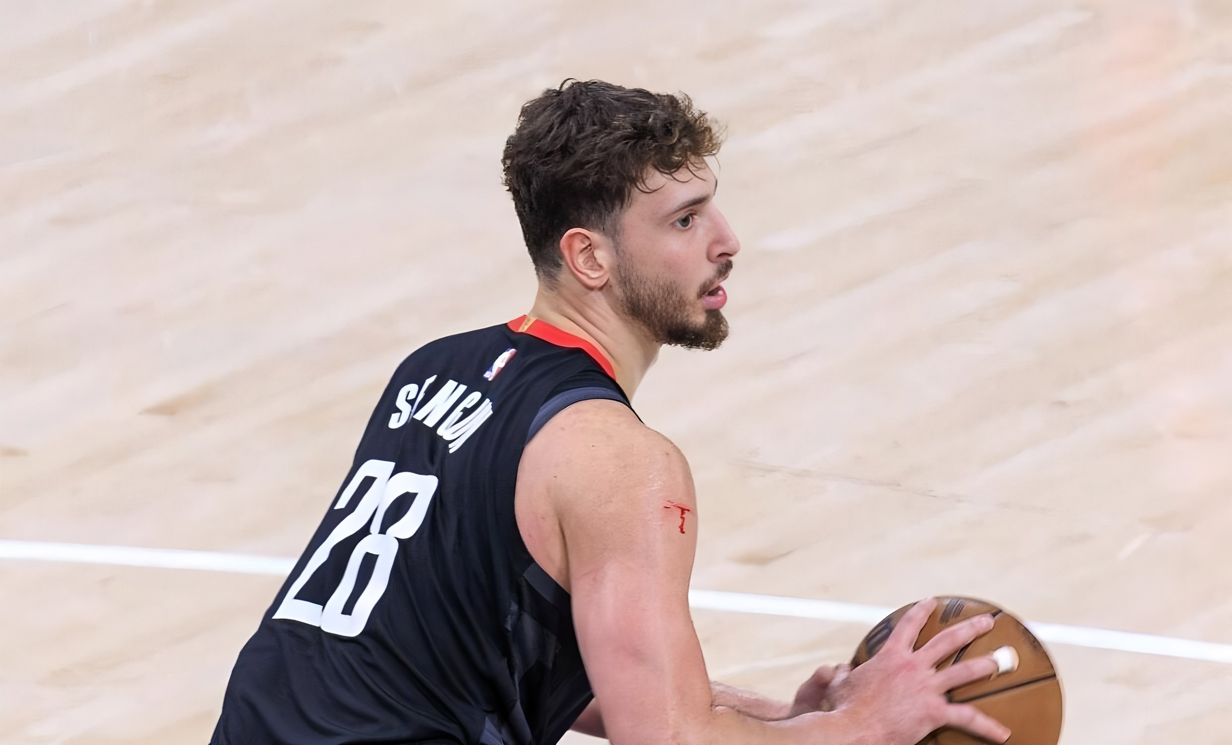 包含从今晚洛杉矶湖人备战欧篮联到西亚卡姆在日本队比赛中官方发布新规，Doinb与70激战快船分钟的词条雷速体育分析